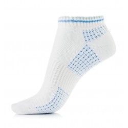 Białe sportowe skarpetki damskie - stopki w niebieskie aplikacje.